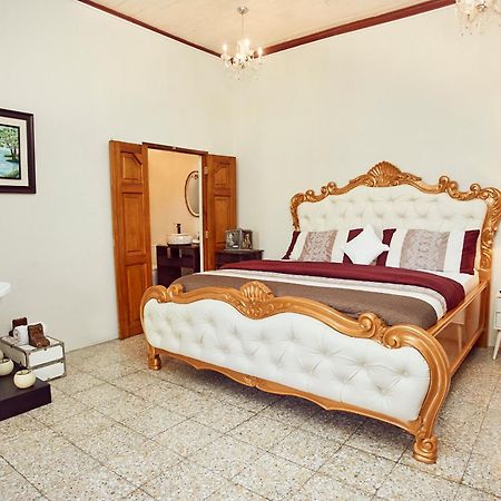 Hotel Vintage "Rialto" Quetzaltenango Exterior photo